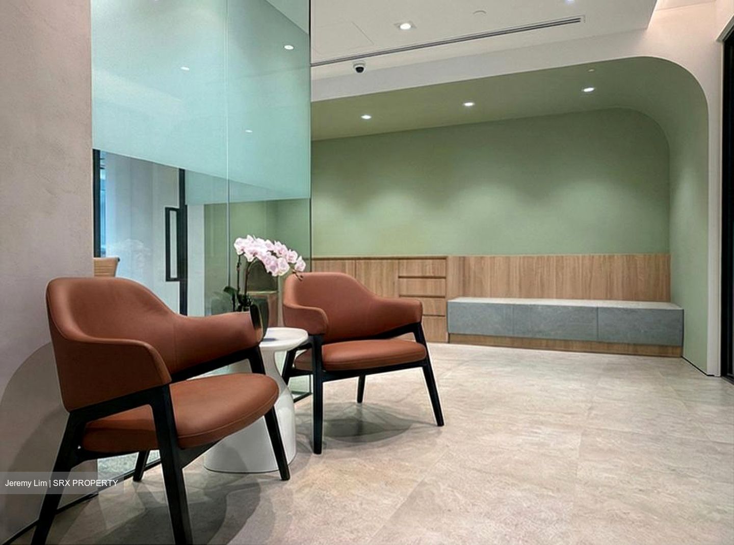 Robinson 112 (D1), Office #522793321
